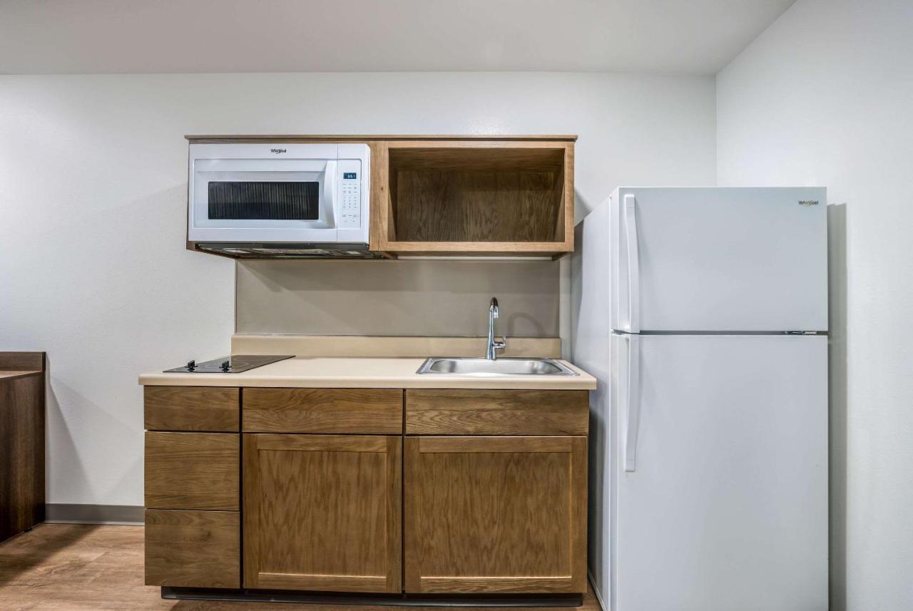Woodspring Suites Elgin - Chicago Buitenkant foto