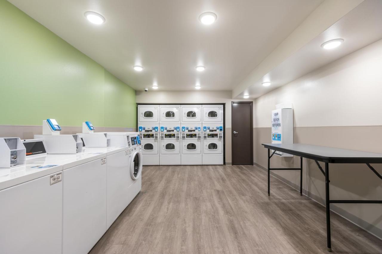 Woodspring Suites Elgin - Chicago Buitenkant foto
